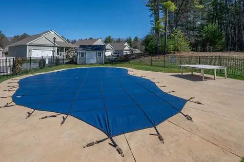 12 Torrey Pines Circle Plaistow NH 03865