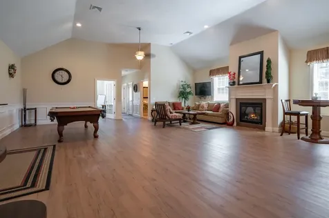 12 Torrey Pines Circle Plaistow NH 03865