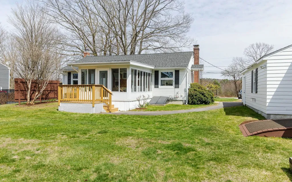 484 Chapman Road Keene NH 03431