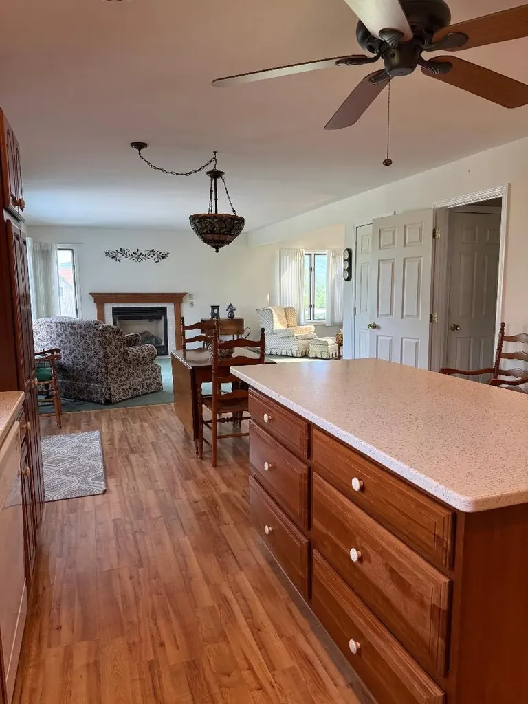 5 Ledgeview Way Plymouth NH 03264