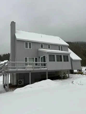 5 Ledgeview Way Plymouth NH 03264