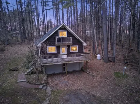 8 Winter Road Hillsborough NH 03244