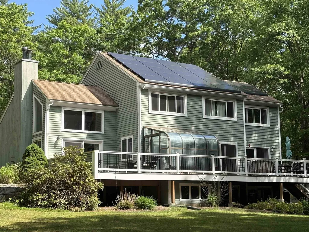 37 Standish Way Amherst NH 03031