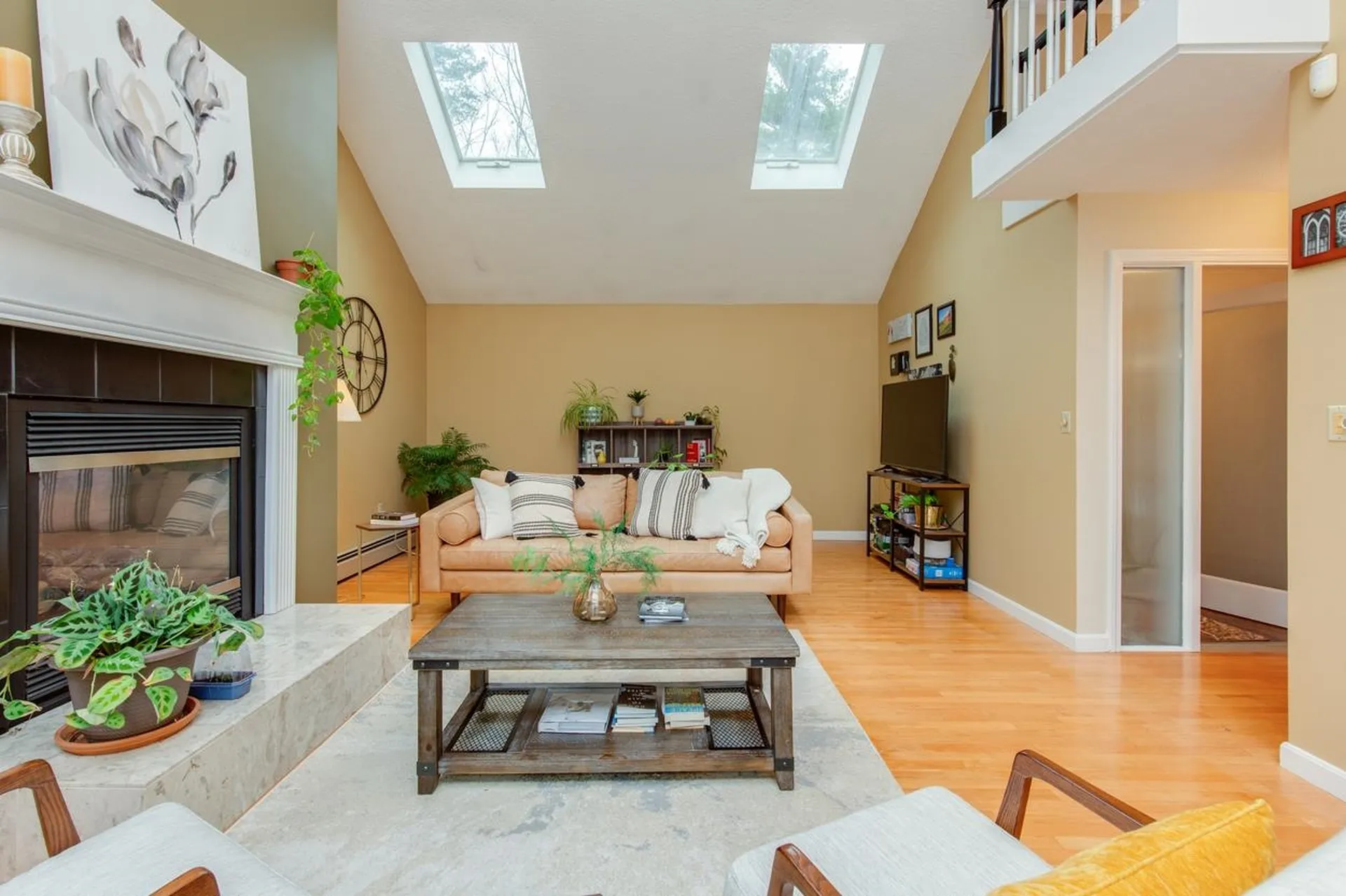 37 Standish Way Amherst NH 03031