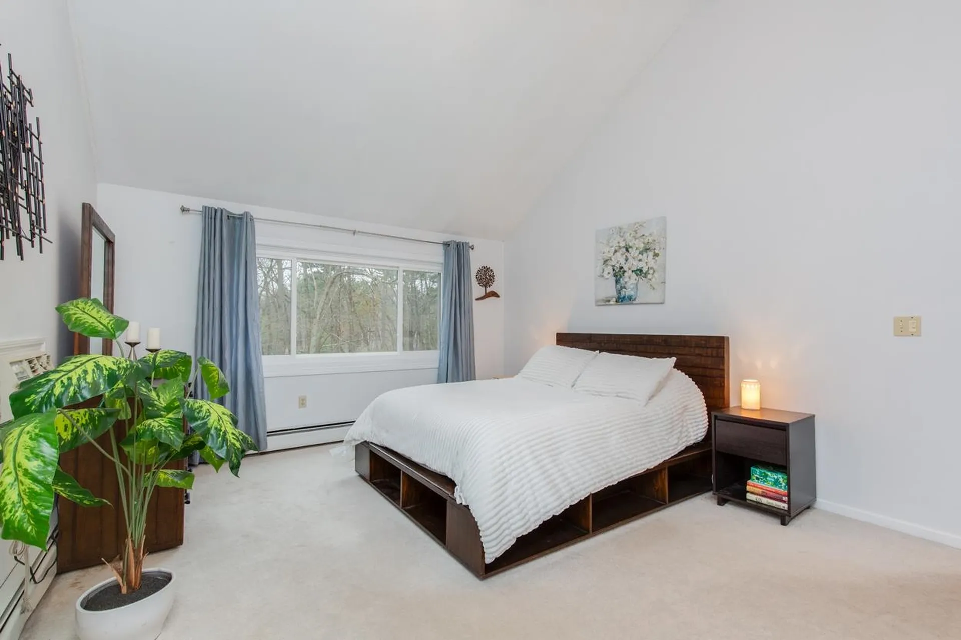 37 Standish Way Amherst NH 03031