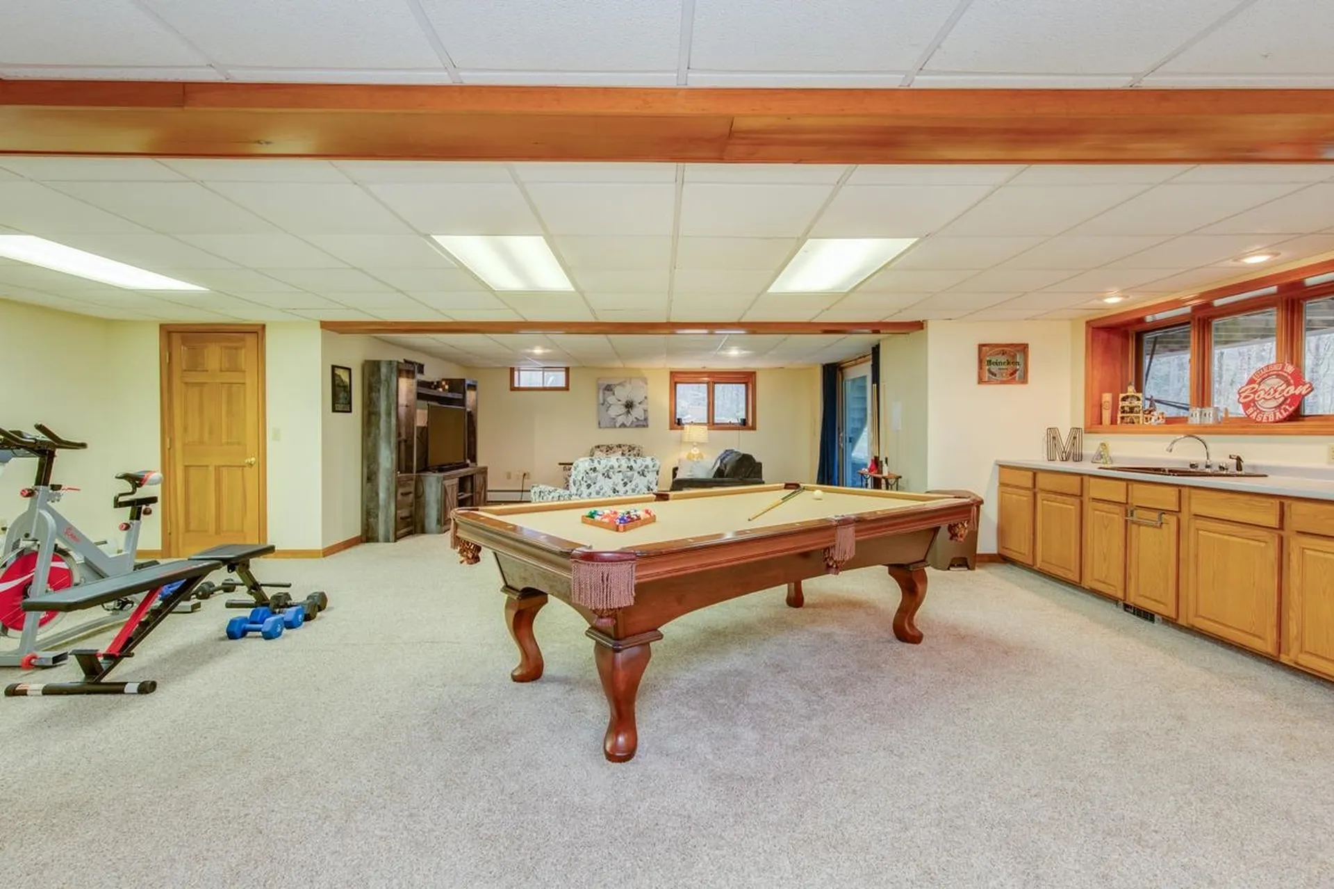 37 Standish Way Amherst NH 03031