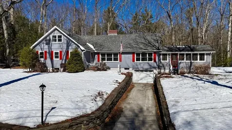 108 Harriman Hill Road Raymond NH 03077