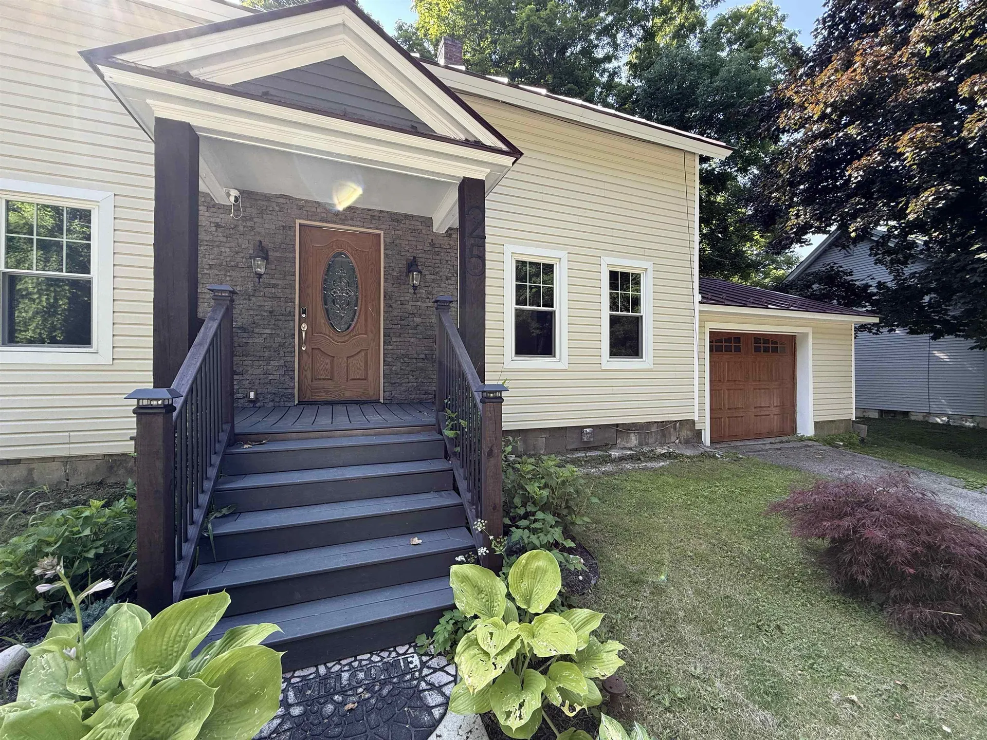 25 Bluff Street Proctor VT 05765-1008