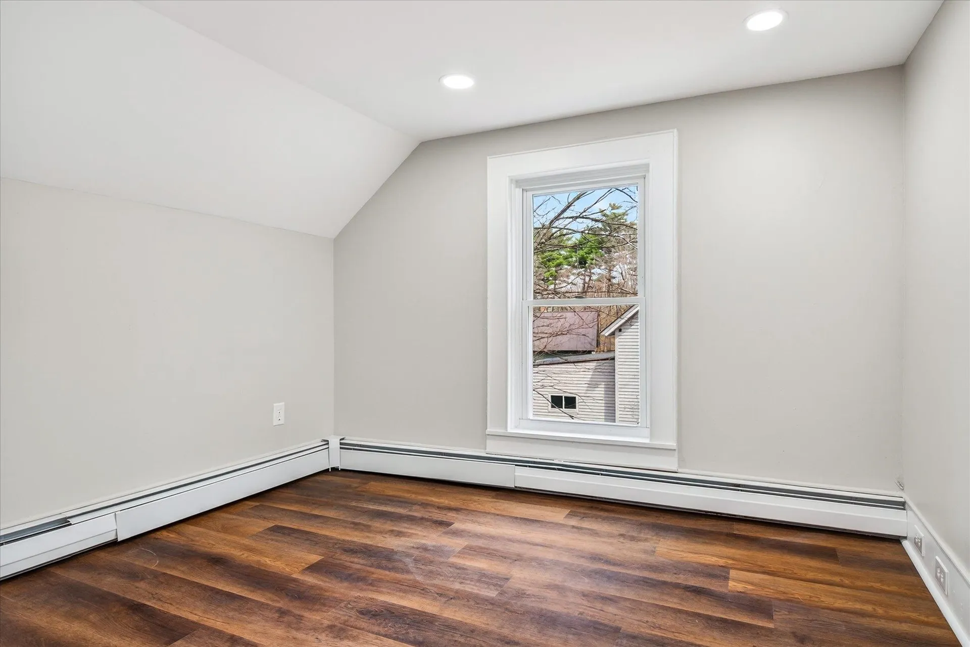 25 Bluff Street Proctor VT 05765-1008