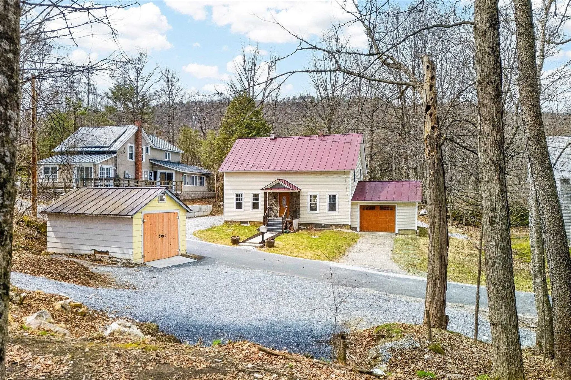 25 Bluff Street Proctor VT 05765-1008