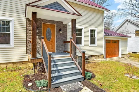 25 Bluff Street Proctor VT 05765-1008