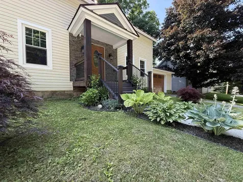 25 Bluff Street Proctor VT 05765-1008