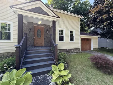 25 Bluff Street Proctor VT 05765-1008