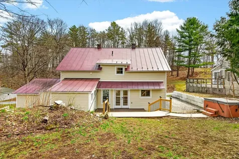 25 Bluff Street Proctor VT 05765-1008