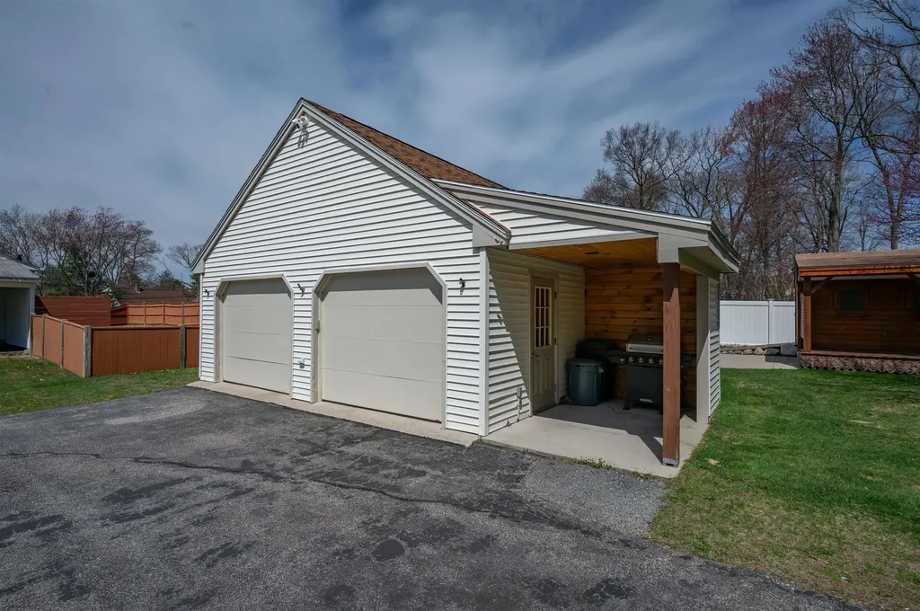 528 Weston Road Manchester NH 03103