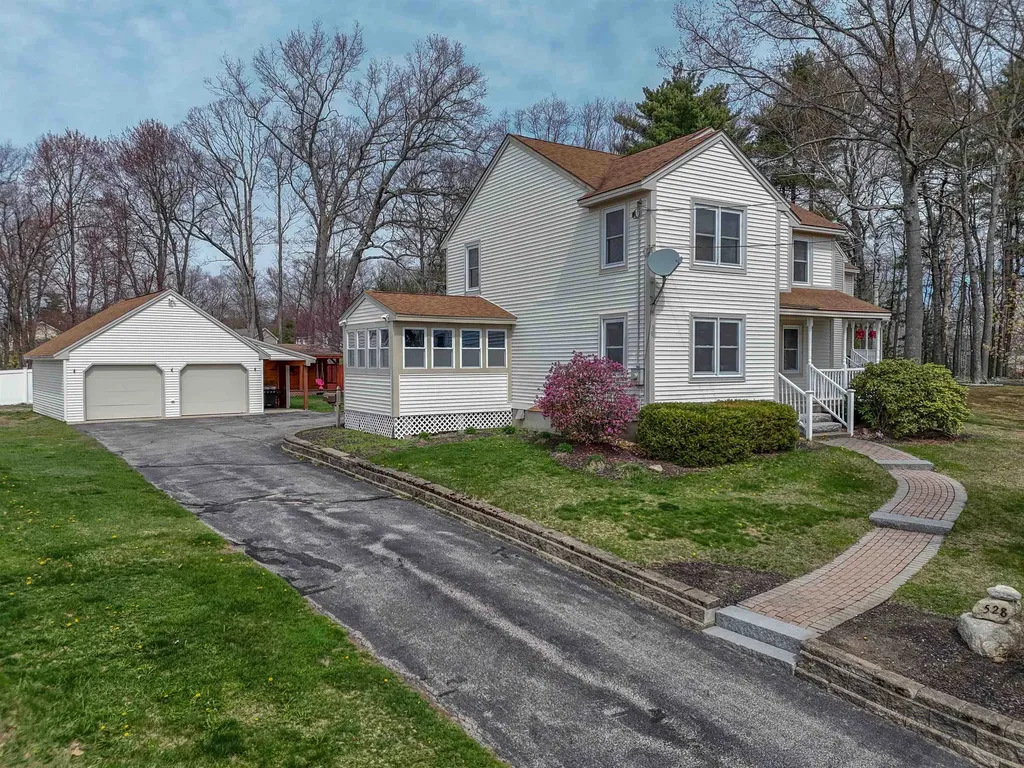 528 Weston Road Manchester NH 03103