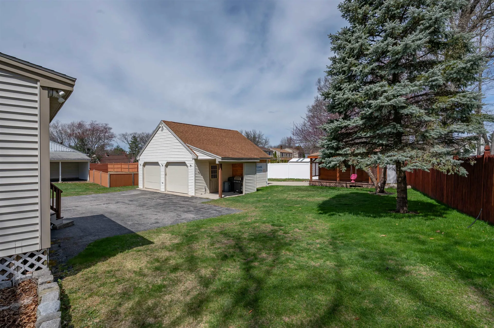 528 Weston Road Manchester NH 03103