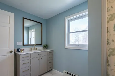 528 Weston Road Manchester NH 03103