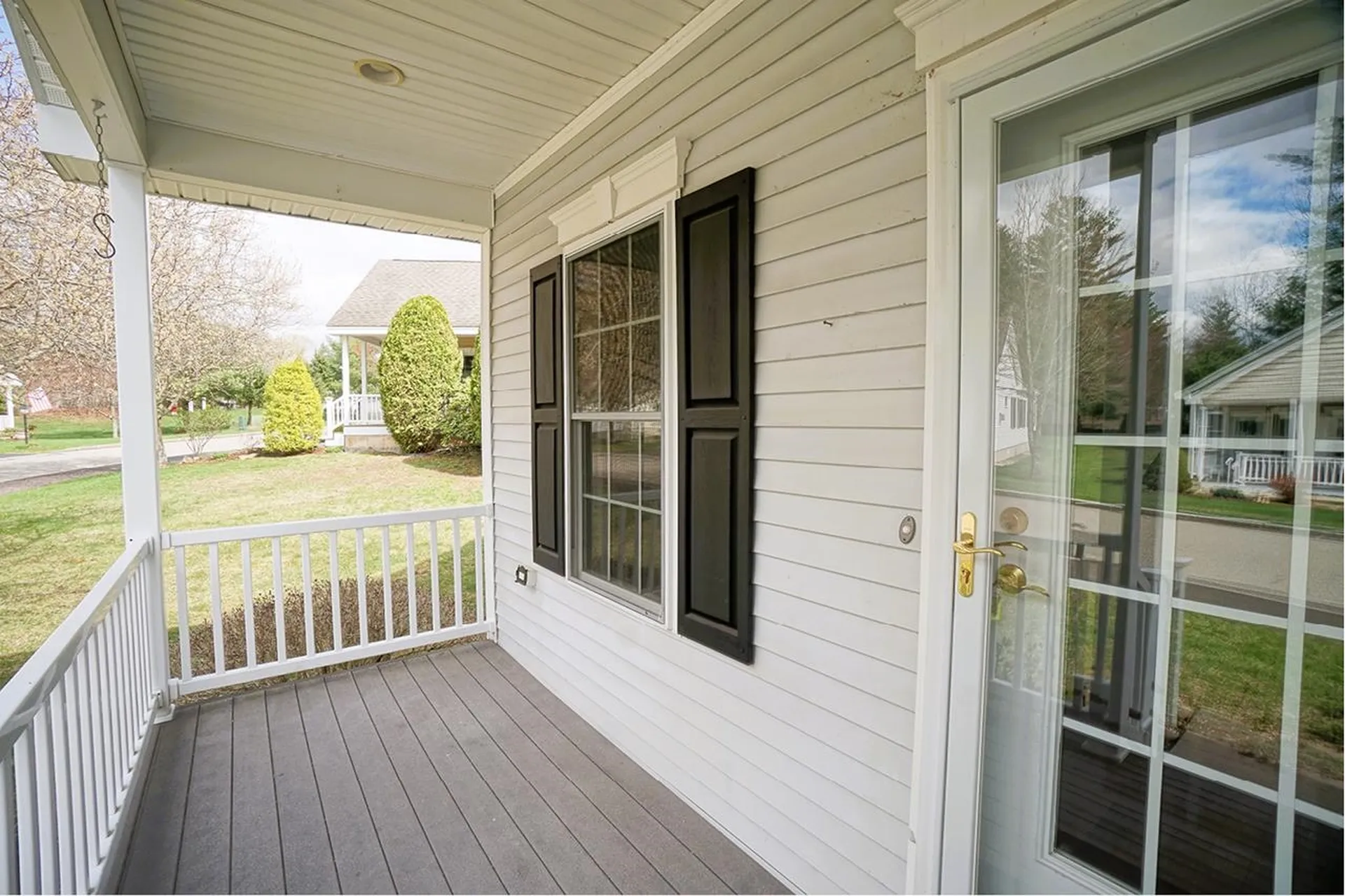 4 Haley Court Londonderry NH 03053