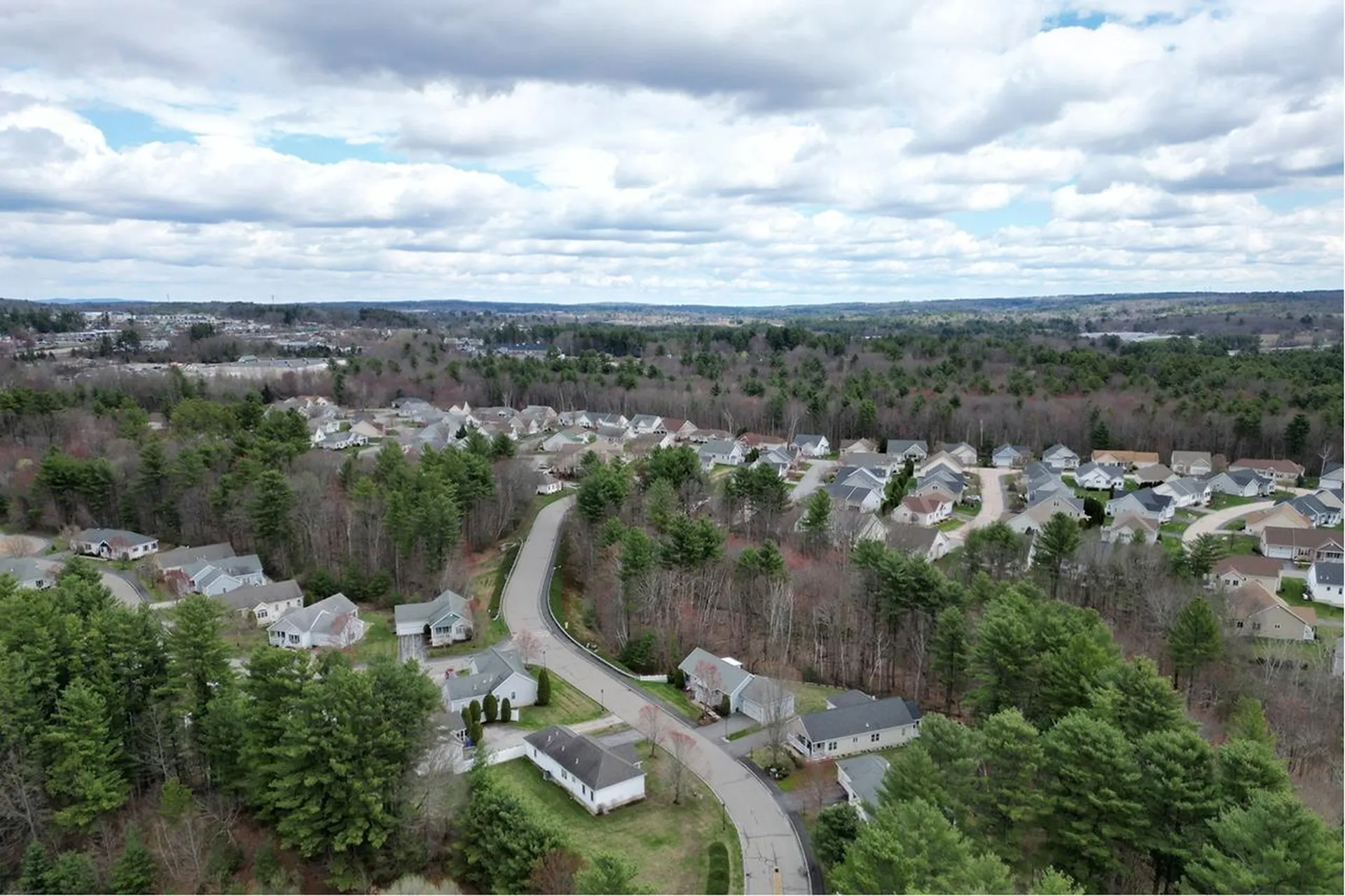 4 Haley Court Londonderry NH 03053