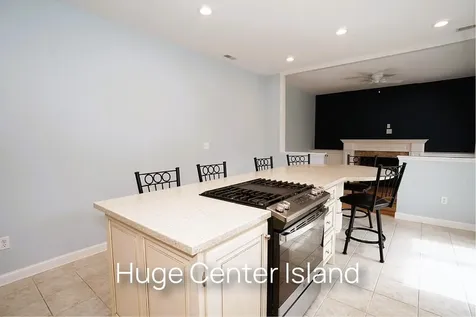 4 Haley Court Londonderry NH 03053
