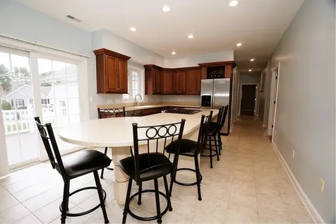 4 Haley Court Londonderry NH 03053