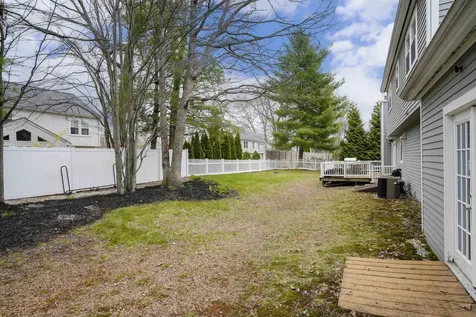 62 Shepherd Road Manchester NH 03104
