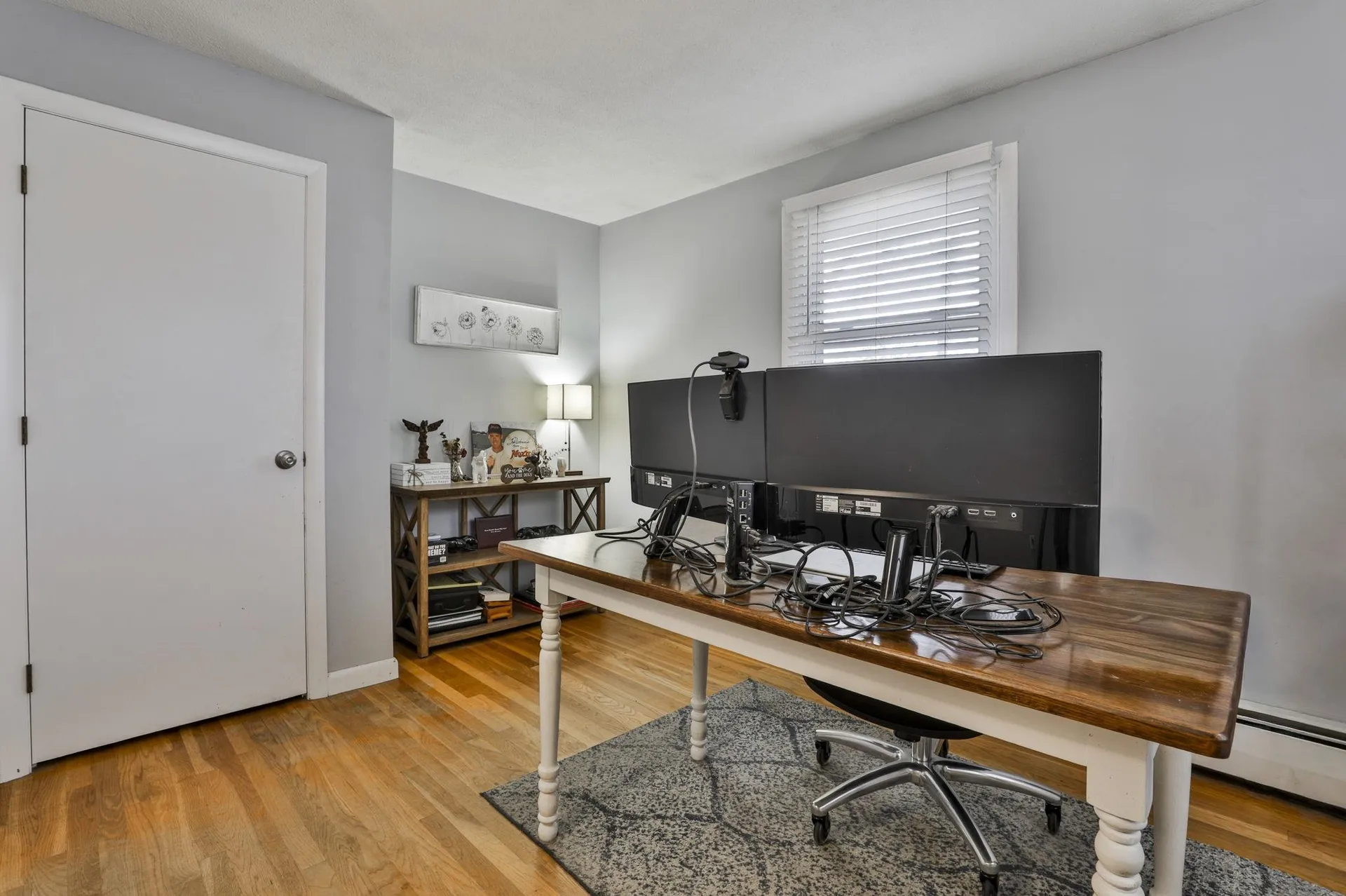 8 Kingston Drive Nashua NH 03060