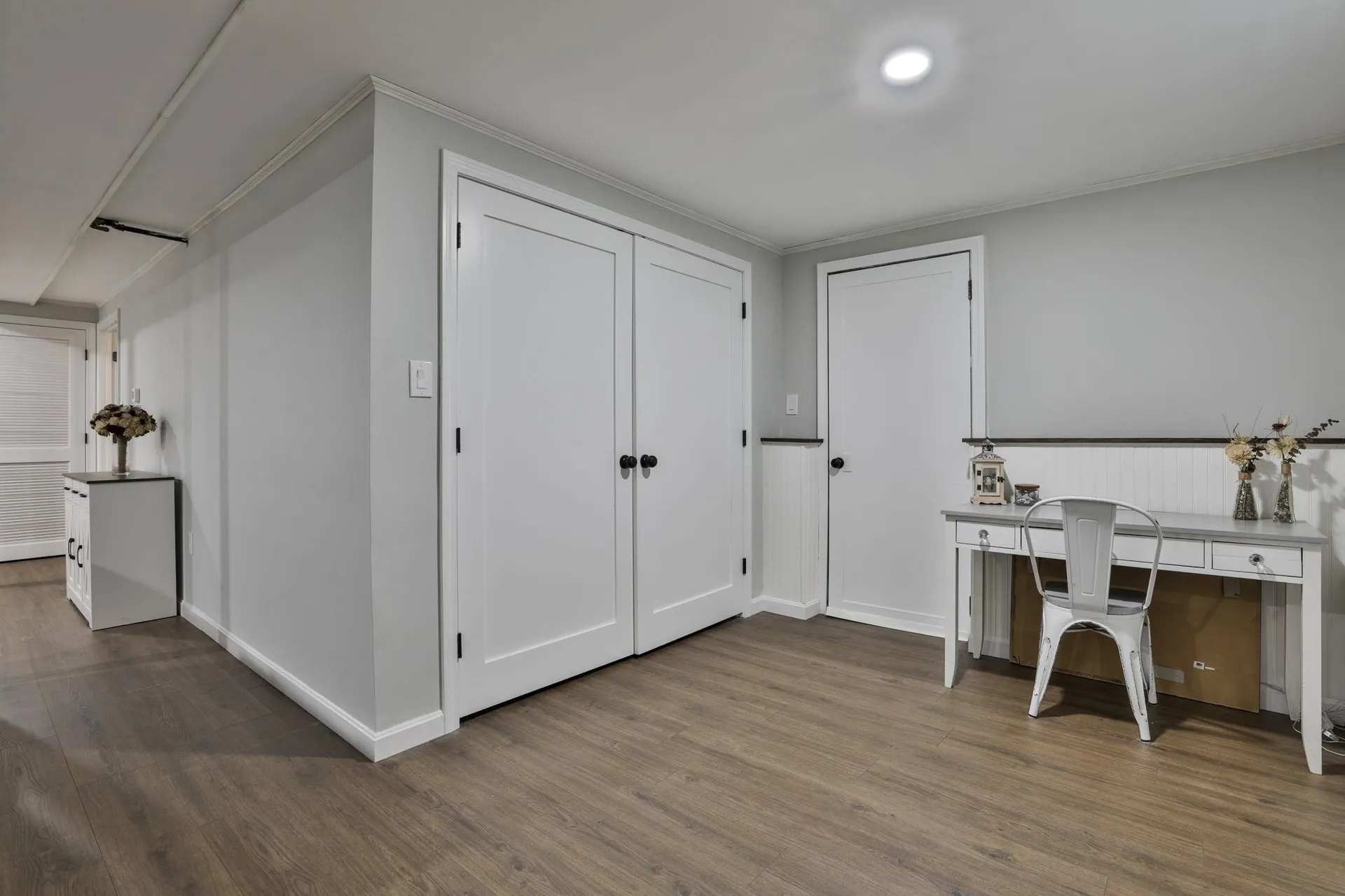 8 Kingston Drive Nashua NH 03060