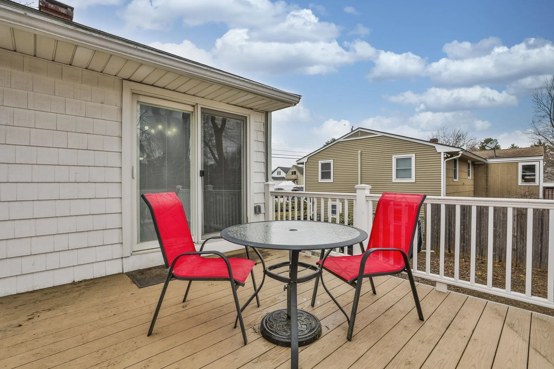 8 Kingston Drive Nashua NH 03060