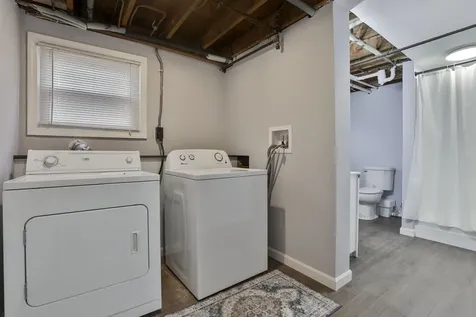 8 Kingston Drive Nashua NH 03060