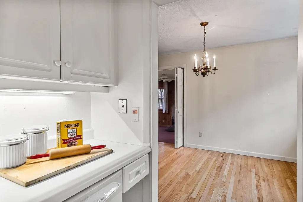 13 Tanglewood Drive Essex VT 05452