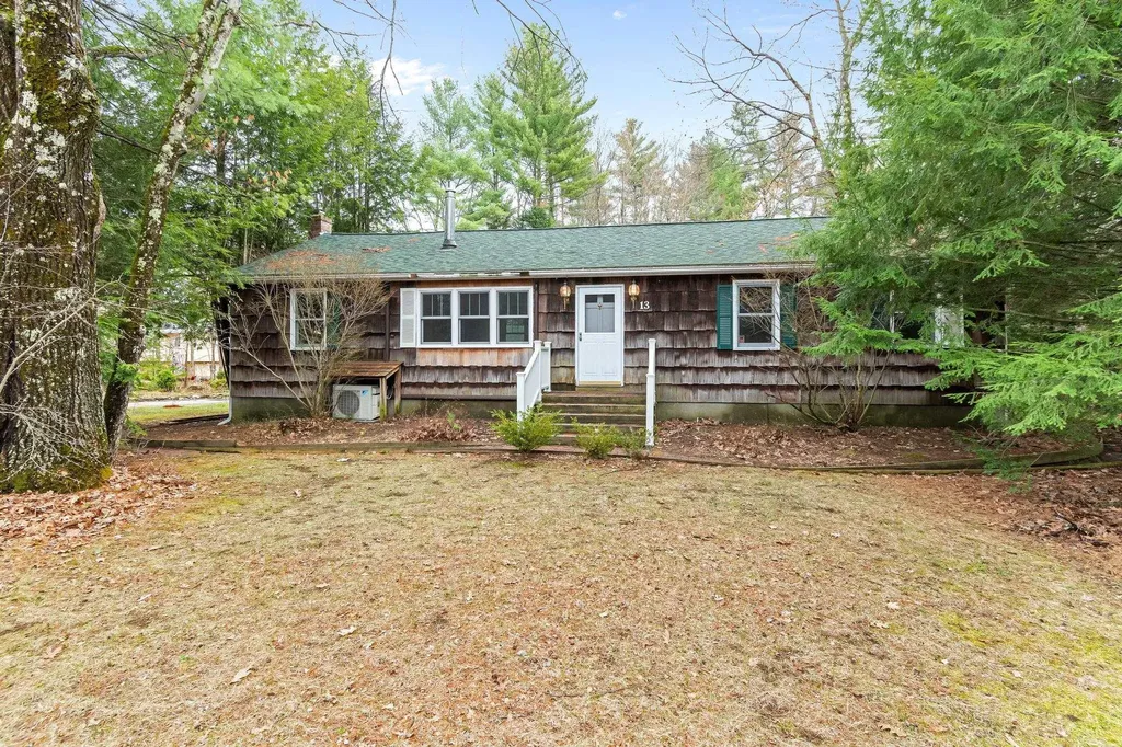 13 Tanglewood Drive Essex VT 05452