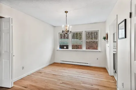 13 Tanglewood Drive Essex VT 05452