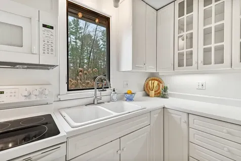13 Tanglewood Drive Essex VT 05452