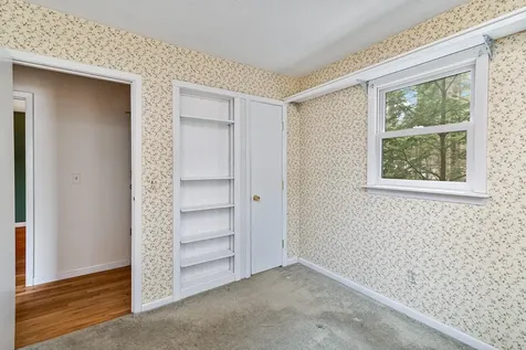 13 Tanglewood Drive Essex VT 05452