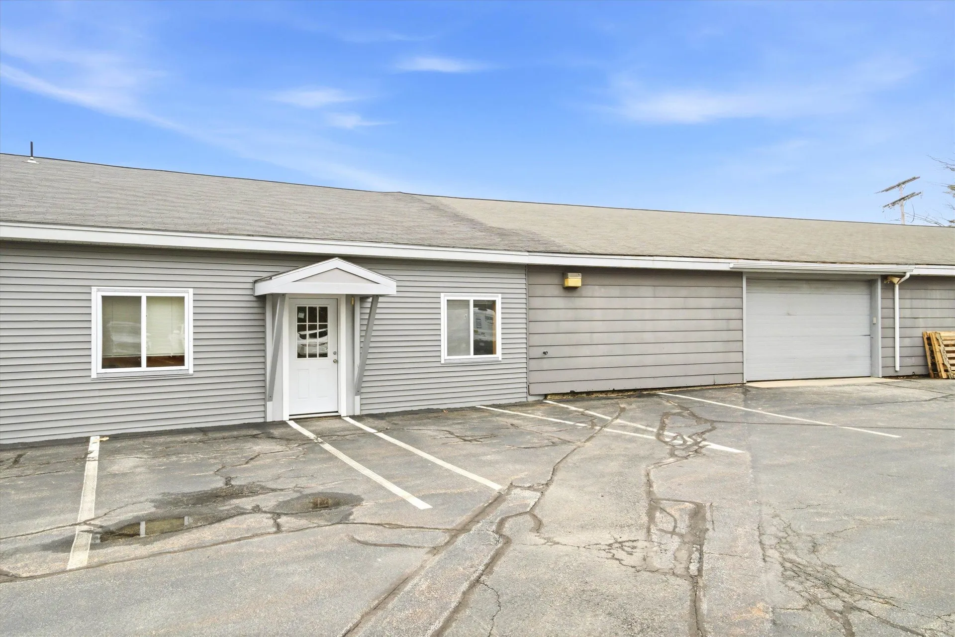 8 Chestnut Drive Bedford NH 03110