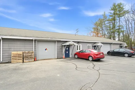 8 Chestnut Drive Bedford NH 03110