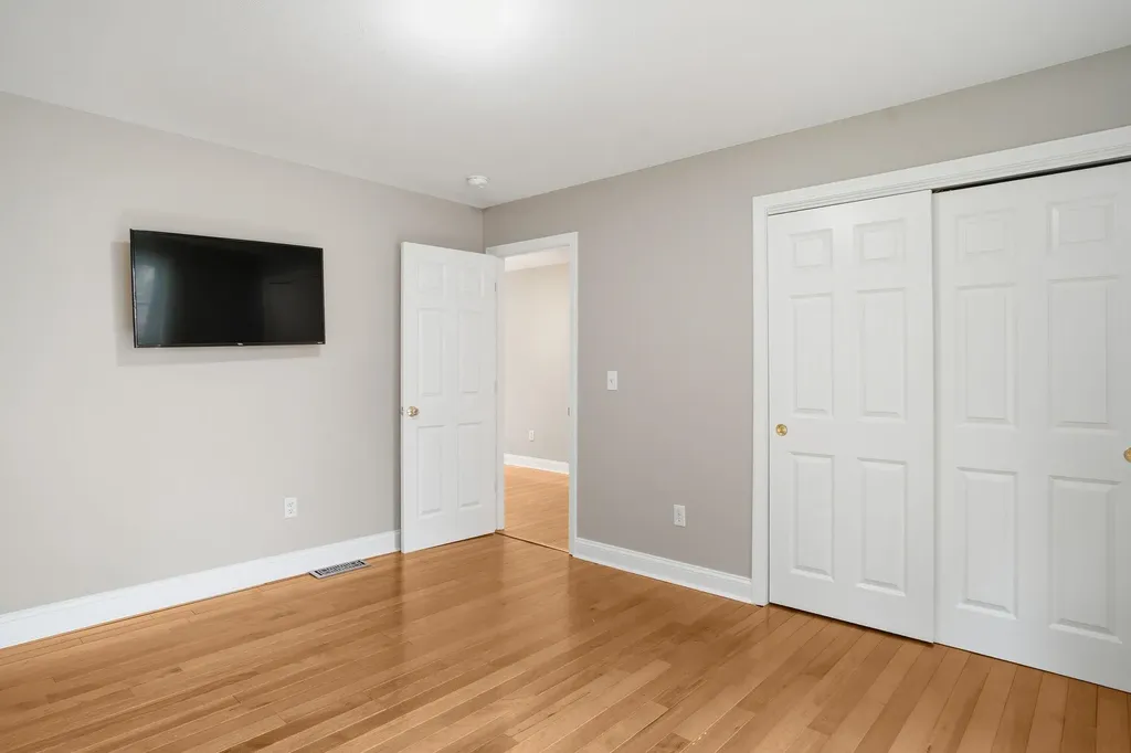 46 Cherrywood Drive Nashua NH 03062