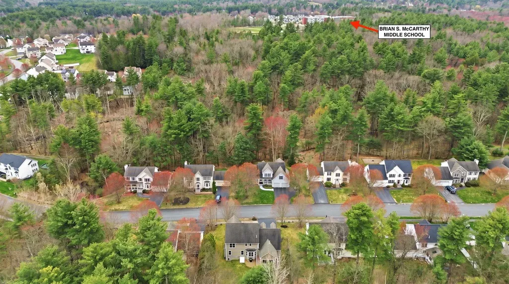 46 Cherrywood Drive Nashua NH 03062