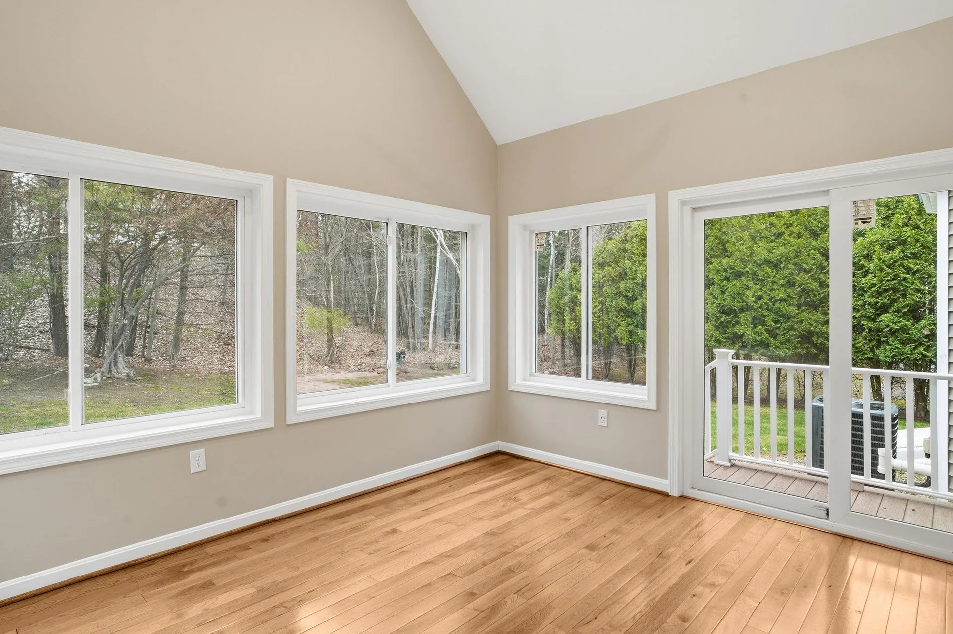 46 Cherrywood Drive Nashua NH 03062