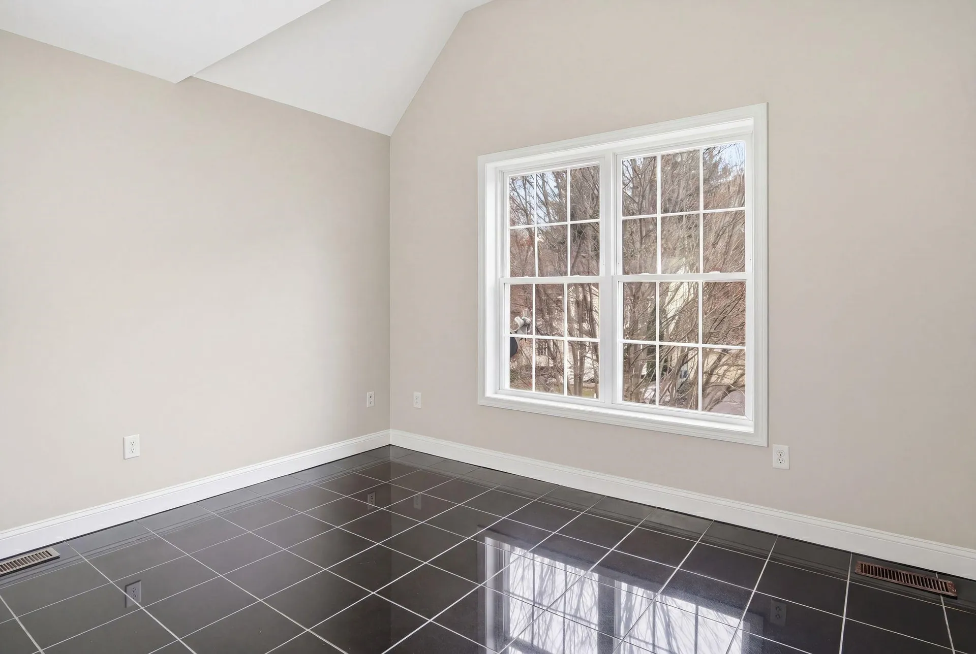 46 Cherrywood Drive Nashua NH 03062