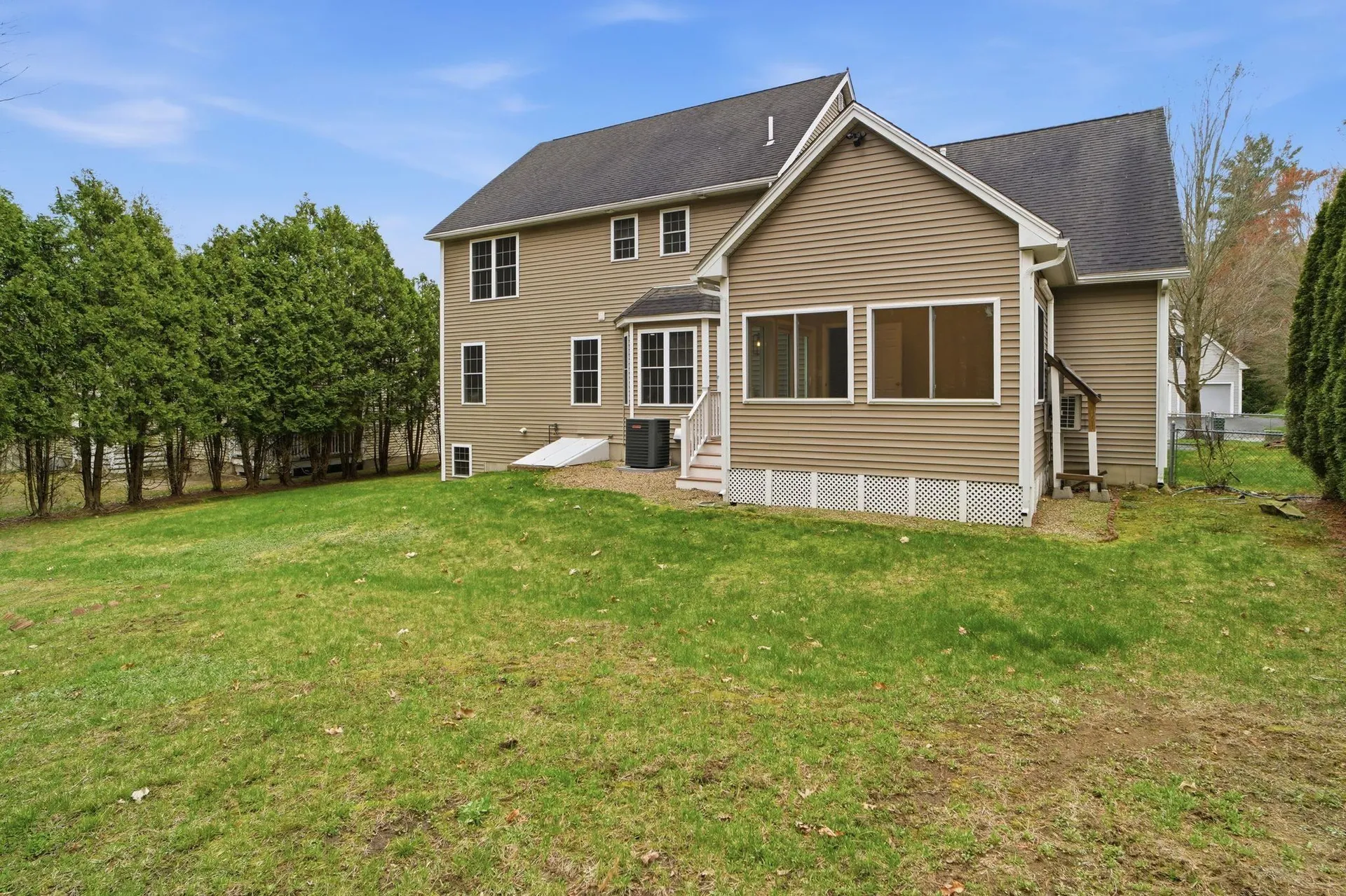 46 Cherrywood Drive Nashua NH 03062