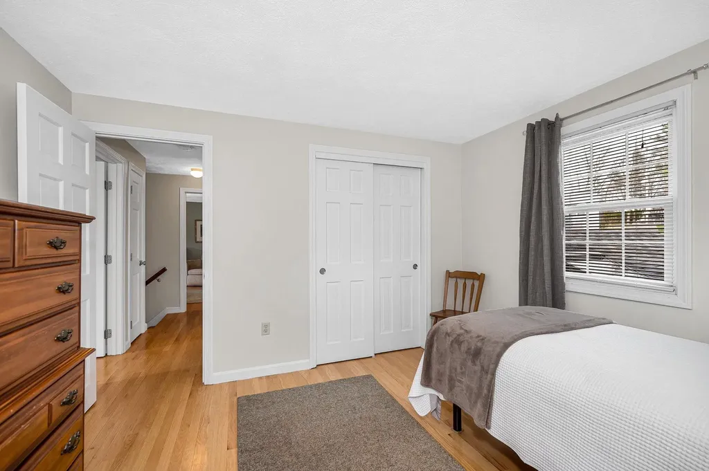 31 Hyacinth Drive Nashua NH 03062