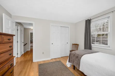 31 Hyacinth Drive Nashua NH 03062