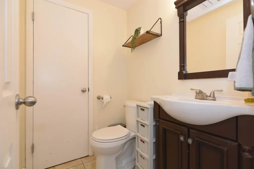 5 Harwich Court Merrimack NH 03054
