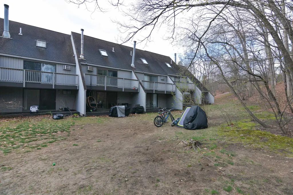 5 Harwich Court Merrimack NH 03054