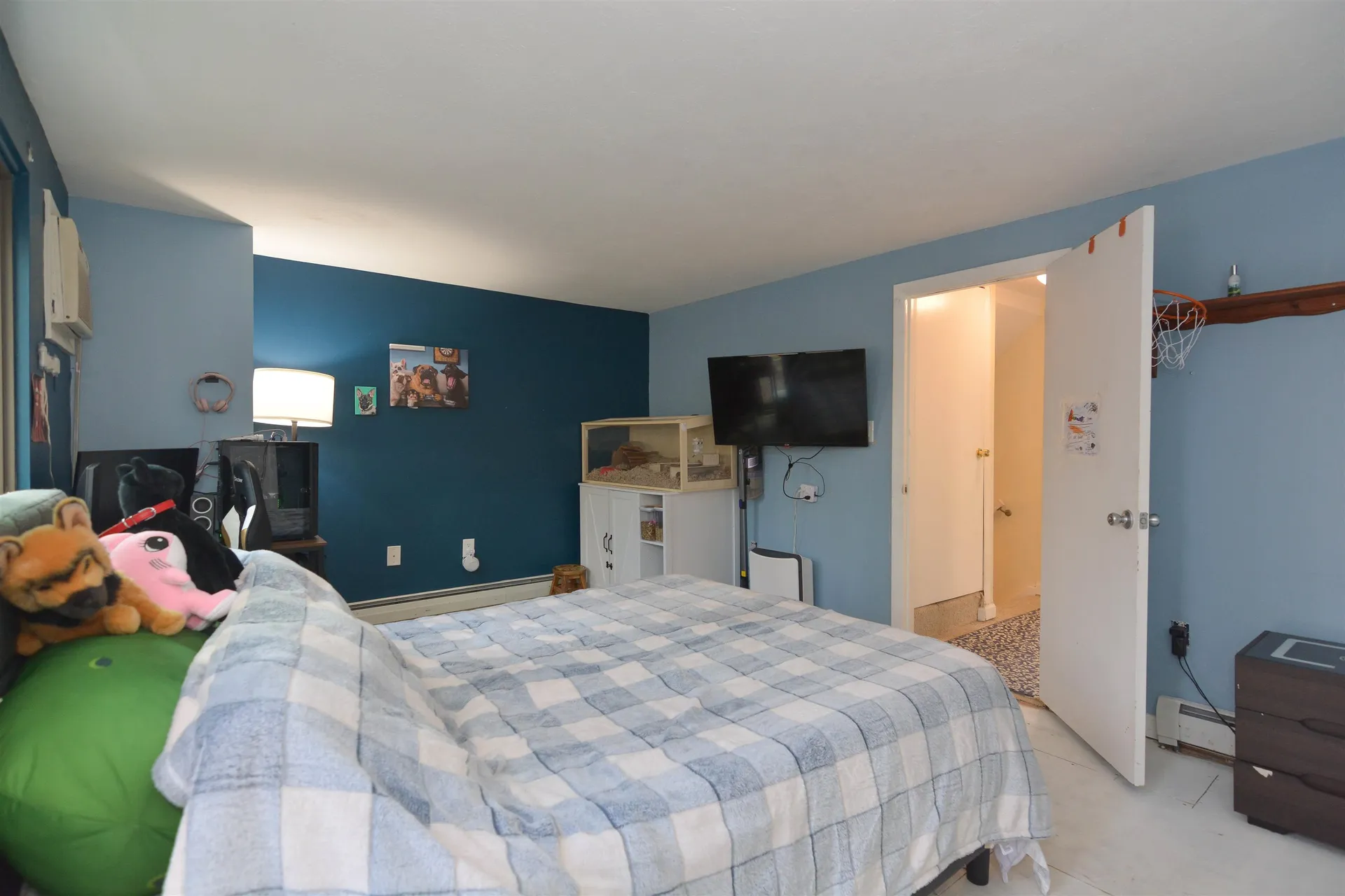 5 Harwich Court Merrimack NH 03054