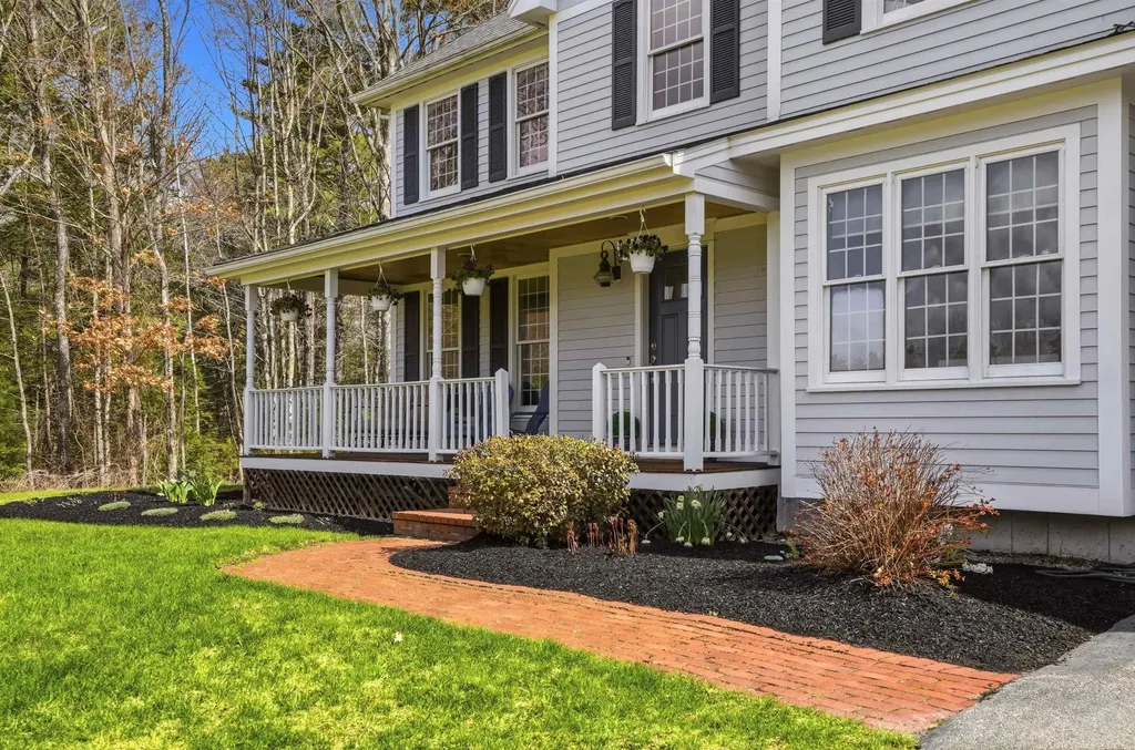 28 Wright Acres Road Bedford NH 03110
