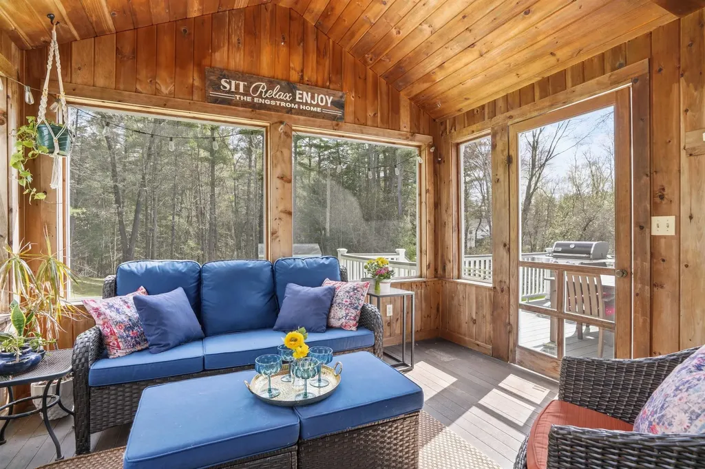 28 Wright Acres Road Bedford NH 03110